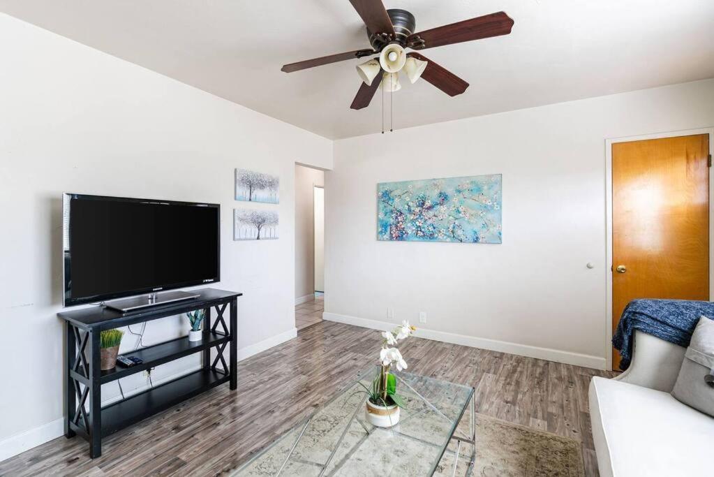 Casa Italia -2Br- Free Driveway Parking For 2 Cars Appartement San Diego Buitenkant foto